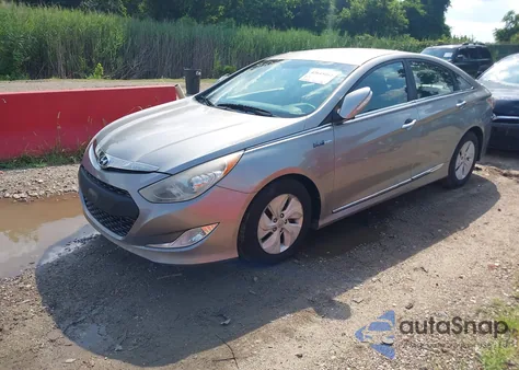 2013 Hyundai Sonata Hybrid z USA, uszkodzony, nr VIN KMHEC4A49DA074048